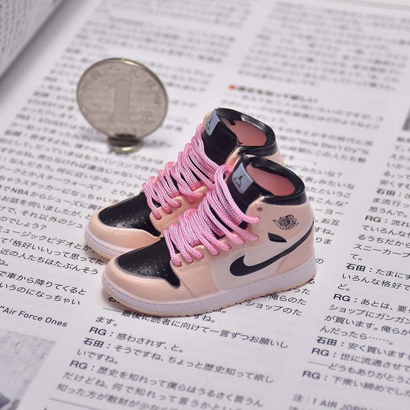 Mini Trend Nike Shoes with Clear Box for Gift Doll Decoration